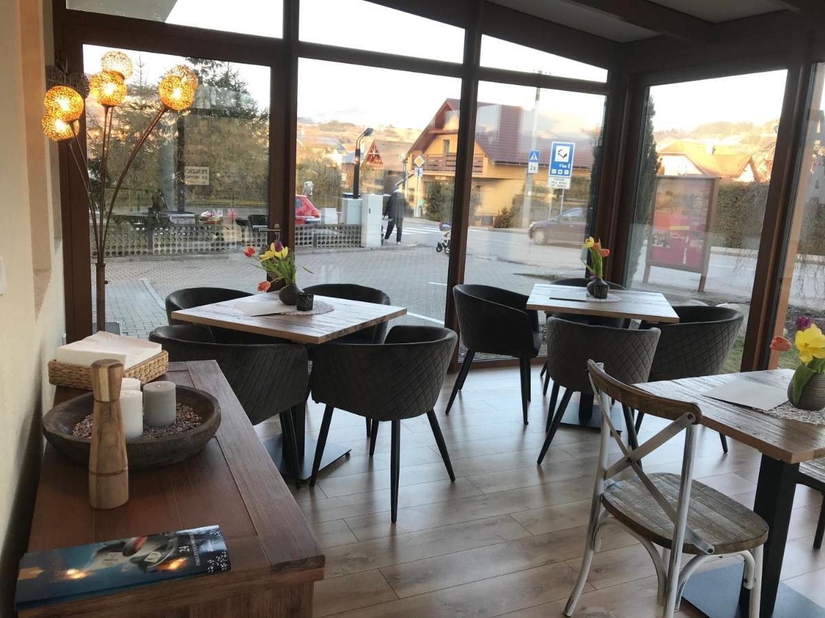 My Mara Maja Apartman C 4 Bešeňová 外观 照片